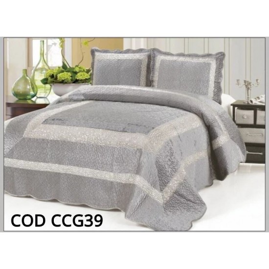 Cuvertura Pat Catifea 3 Piese - COD CCG39 Cuvertura Pat Catifea 3 Piese - COD CCG39