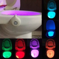 Lumina cu senzor pentru toaleta